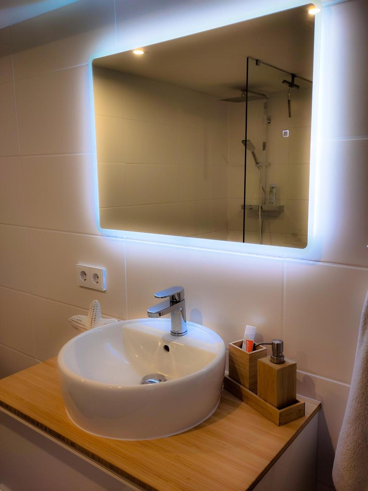 Casa Viva - Separate, Ruhig Gelegene Wohnung Quierschied Екстер'єр фото